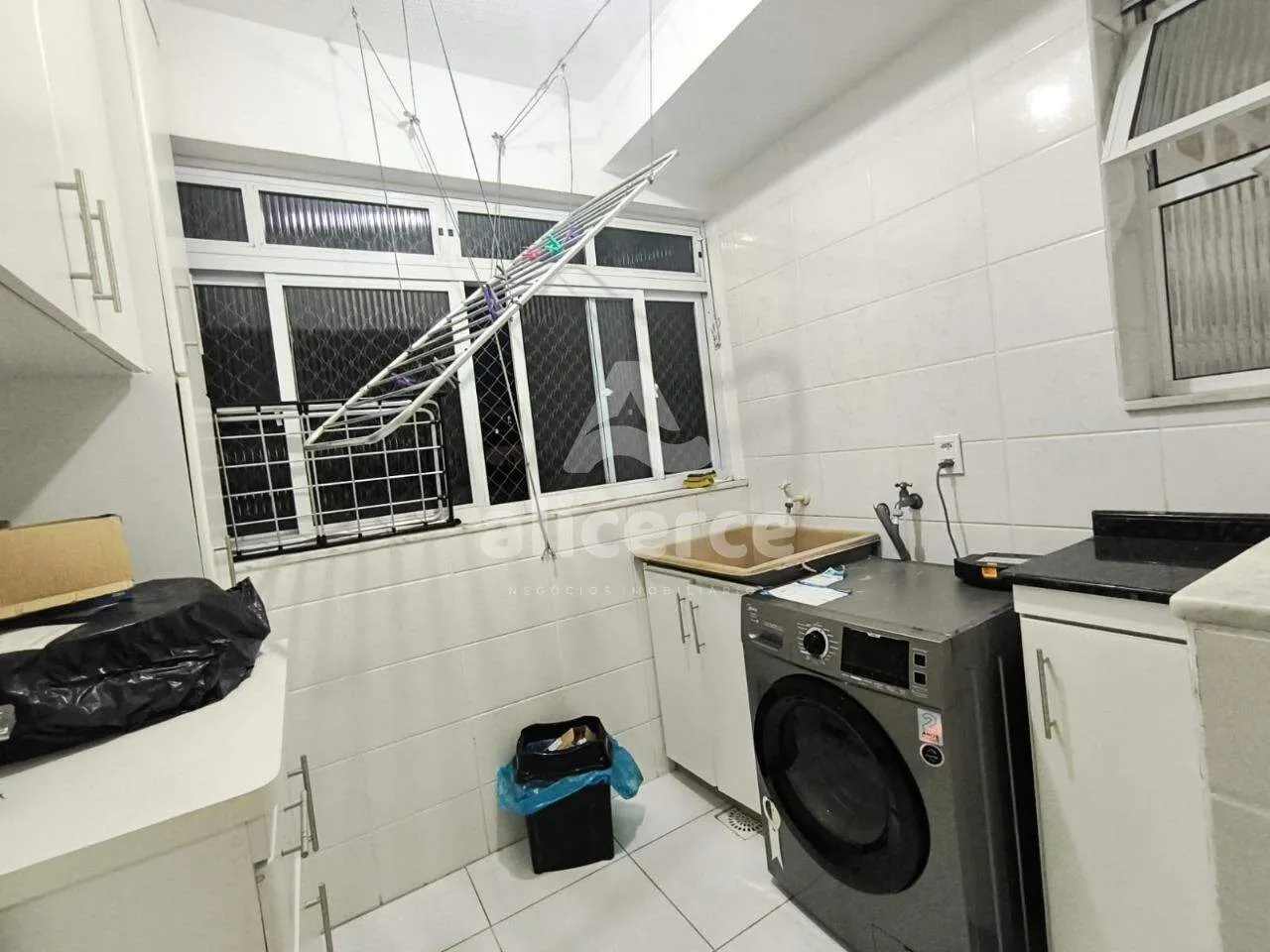 Imagem Apartamento à venda com 2 quartos , 79m² em Jardim Cidade de Florianópolis São José