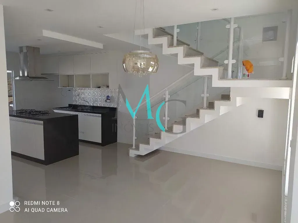 Imagem Casa com 4 dormitórios à venda, 480 m² por R$ 1.270.000 - Campo Grande - Rio de Janeiro/RJ