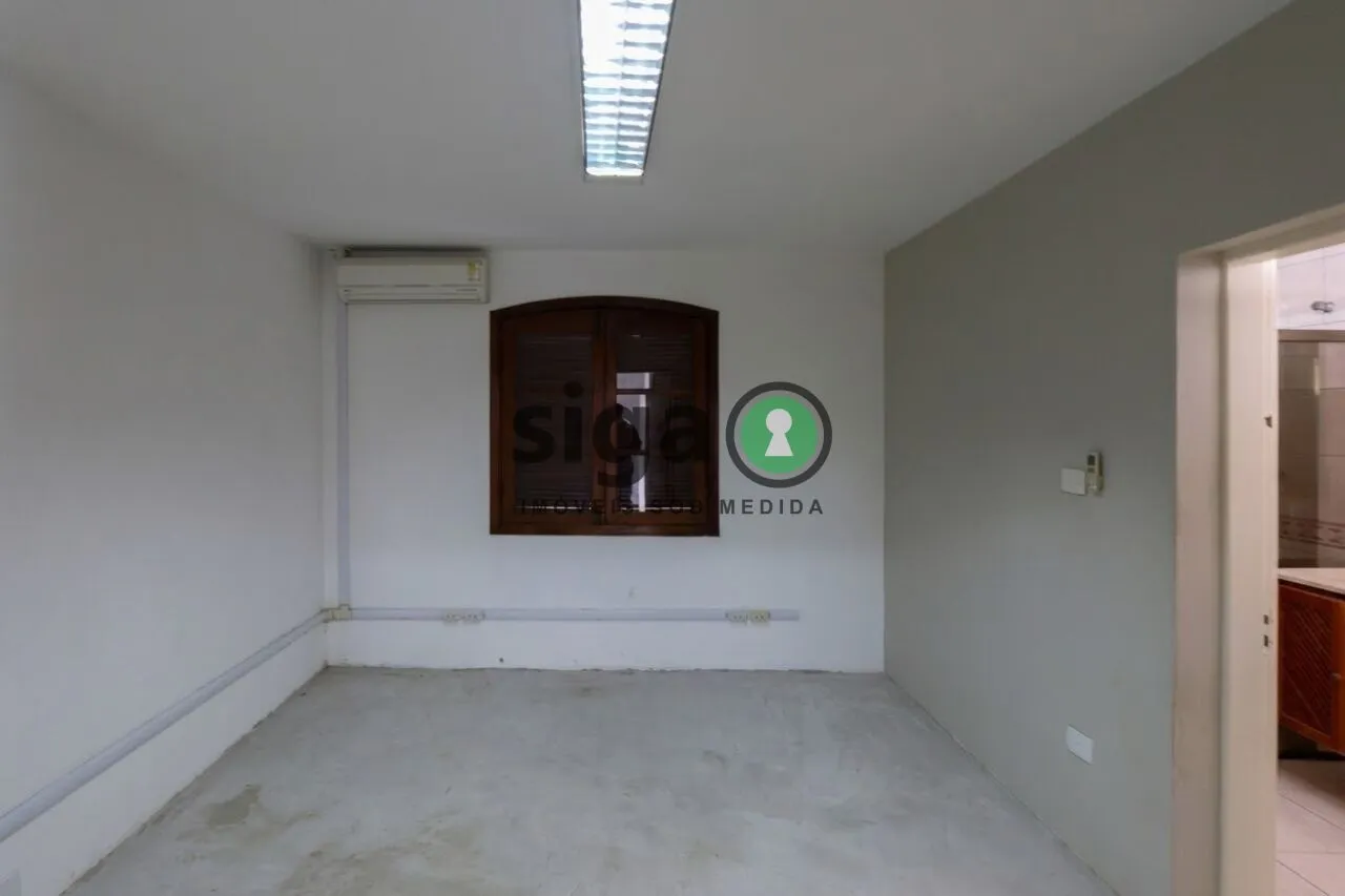 Imagem Casa Sobrado de 220m² com 3 quartos - Chácara Santo Antônio- São Paulo/SP