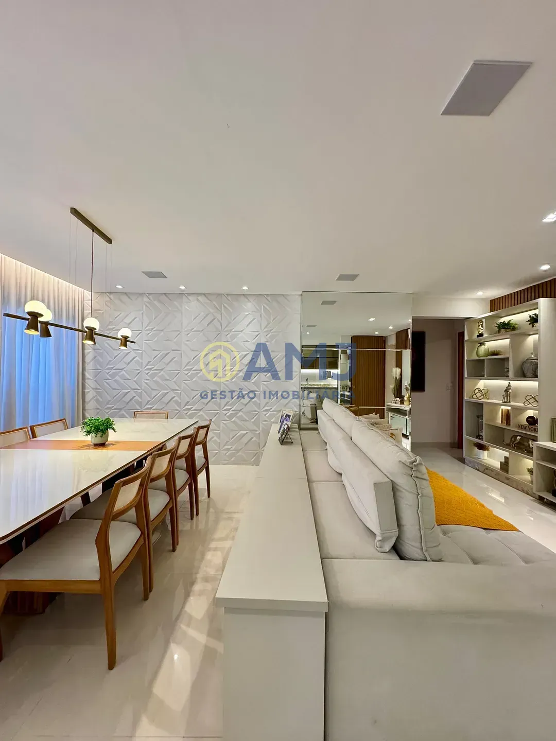 Imagem APARTAMENTO MOBILIADO À VENDA | RESIDENCIAL CELEBRATE VACA BRAVA | 3 SUÍTES | JARDIM AMÉRICA | GOIÂNIA/GO