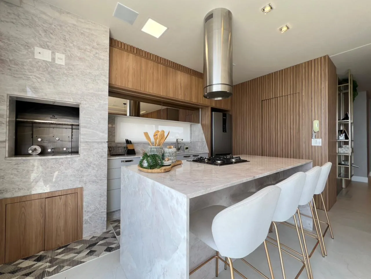 Imagem Apartamento com vista para o mar à venda com 120m2 por R$ 4.300.000,00