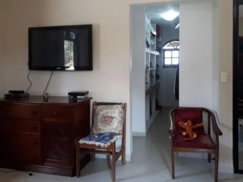 Imagem VENDA DE CASA ASSOBRADADA BAIRRO DO COPACO com A/T 1050 m² distribuídos em 3 suítes, sala, cozinha, banheiro, lavabo, churrasqueira, piscina e 1 vaga