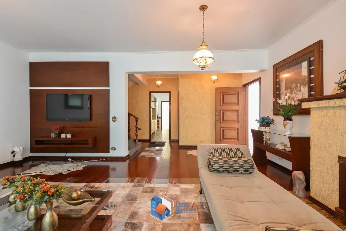 Imagem Casa para venda em Bosque da Saúde com 3 quartos, sendo 1 suíte, 349m²