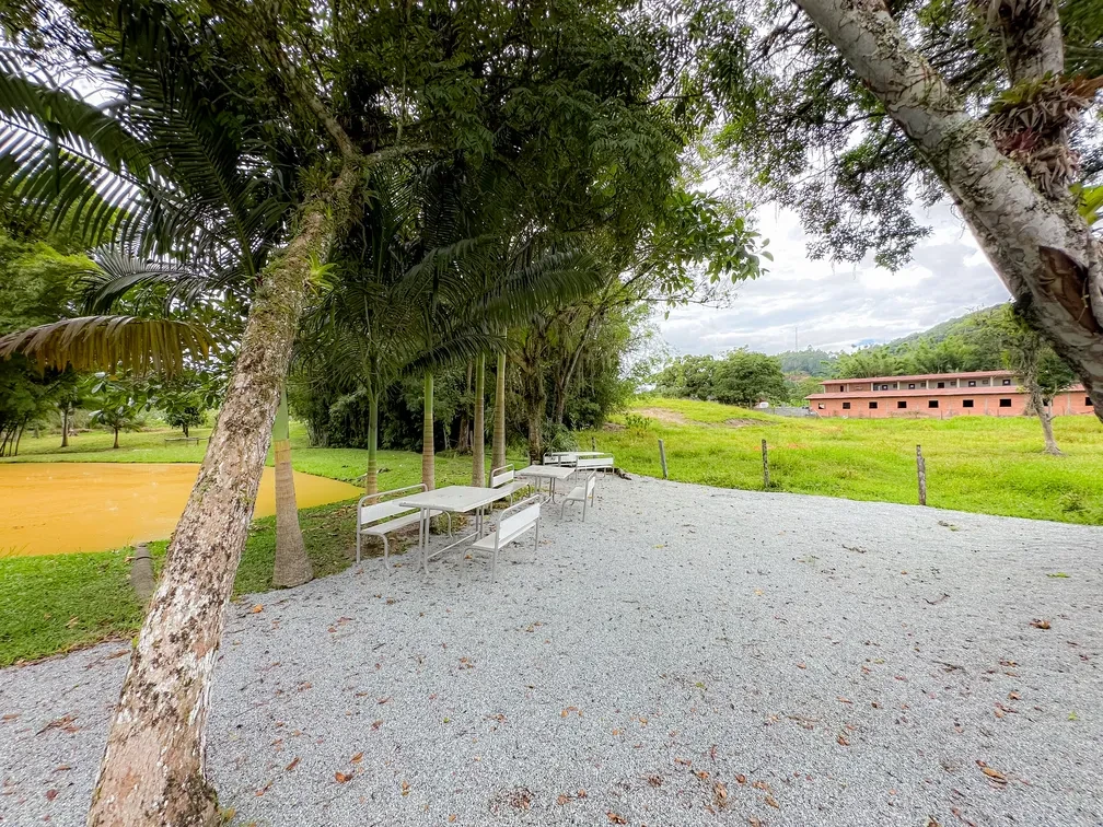 Imagem Chácara com 3 Quartos à Venda, 15595 m² em Área Rural de Camboriú - Camboriú