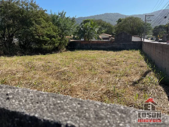 Imagem Vendo Terreno Comercial e Residencial no 2º Loteamento Praia de Itaipuaçu