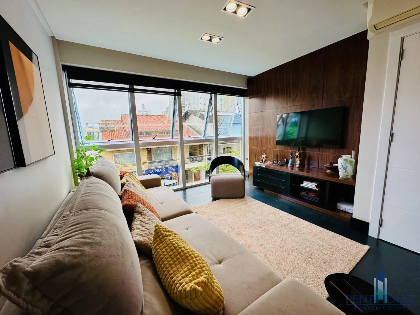 Imagem Apartamento com Terraço para Venda em Balneário Camboriú, CENTRO, 3 dormitórios, 1 suíte, 2 banheiros, 1 vaga
