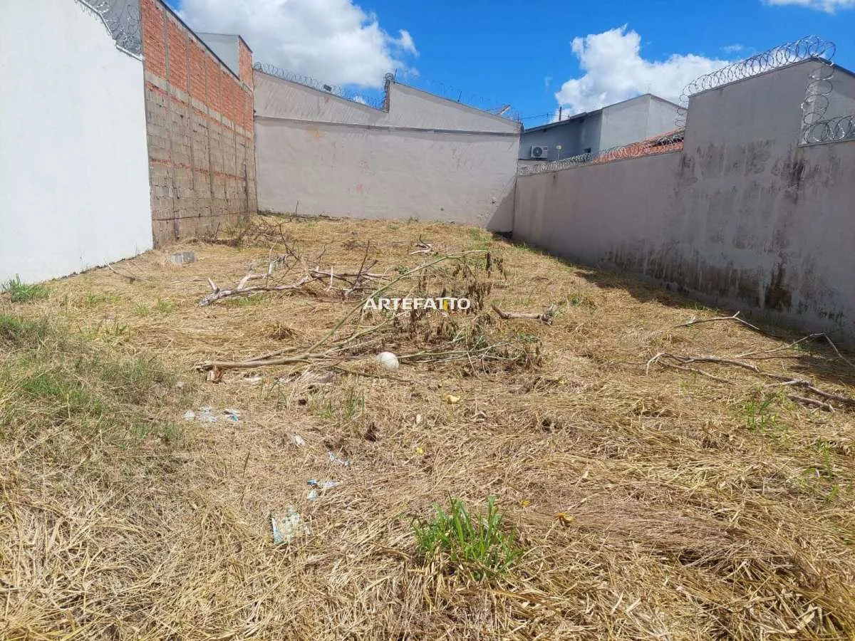Imagem Terreno à venda em Franca, Residencial Zanetti, 250m2