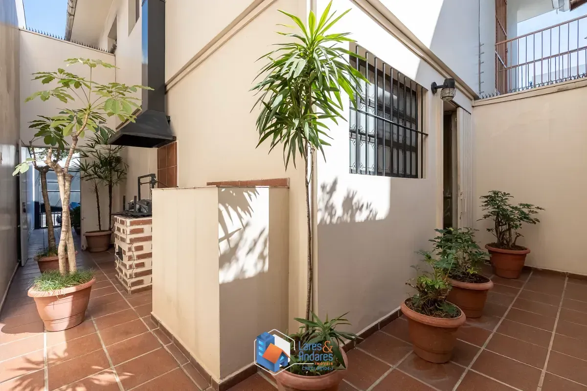 Imagem Casa comercial para venda em Moema, 140m²