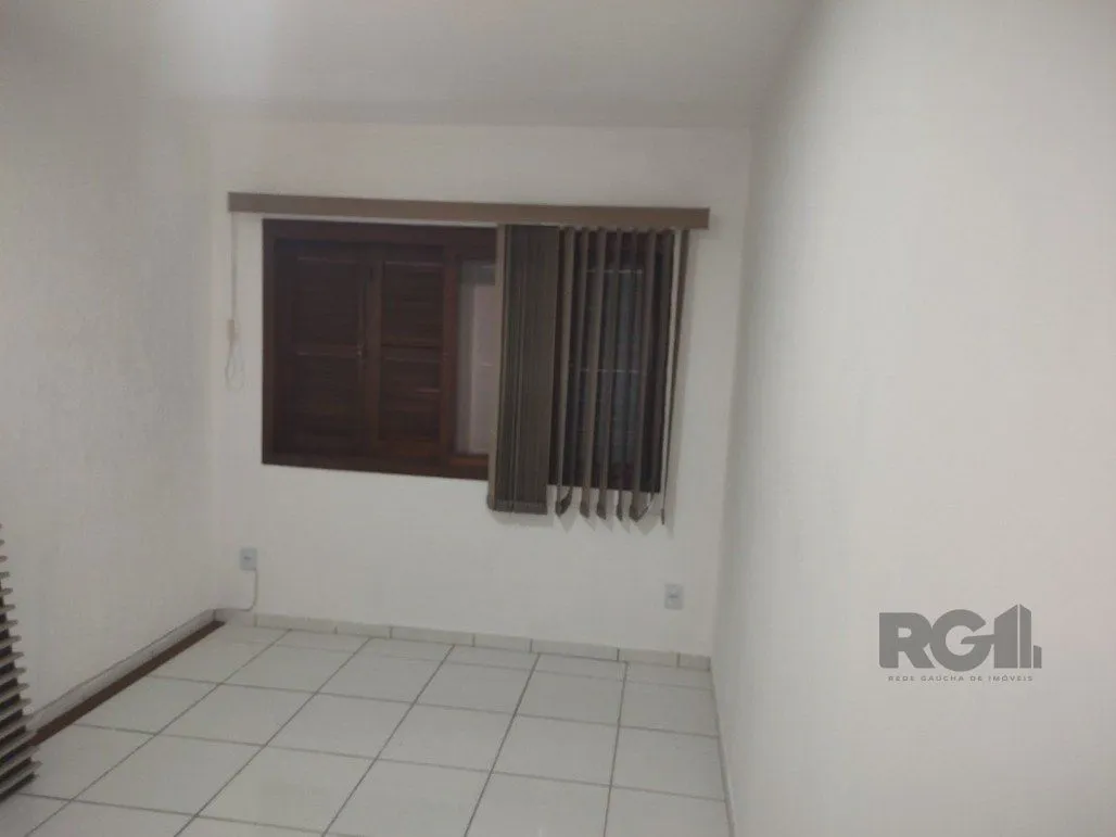 Imagem Vende ap. duplex, 2 dormitórios, 1 suíte, closet, ar split, salão de festa