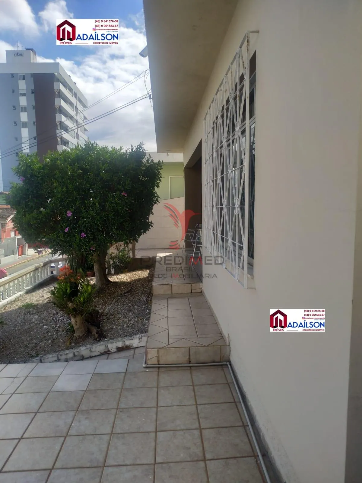 Imagem CASA A VENDA EM SÃO JOSÉ SC, BARREIROS, 3 DORMITÓRIOS, 1 SUÍTE + EDÍCULA COM CHURRASQUEIRA