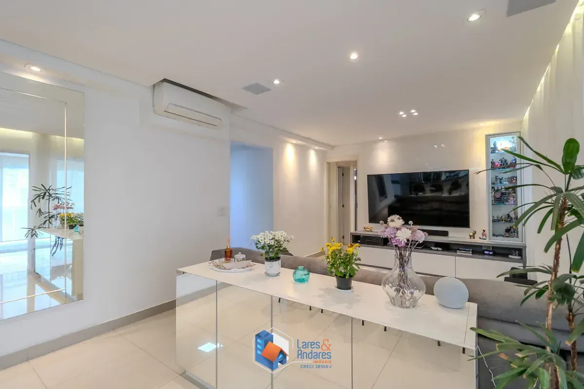 Imagem Apartamento para venda em Santo Amaro com 3 quartos, sendo 1 suíte, 130m²