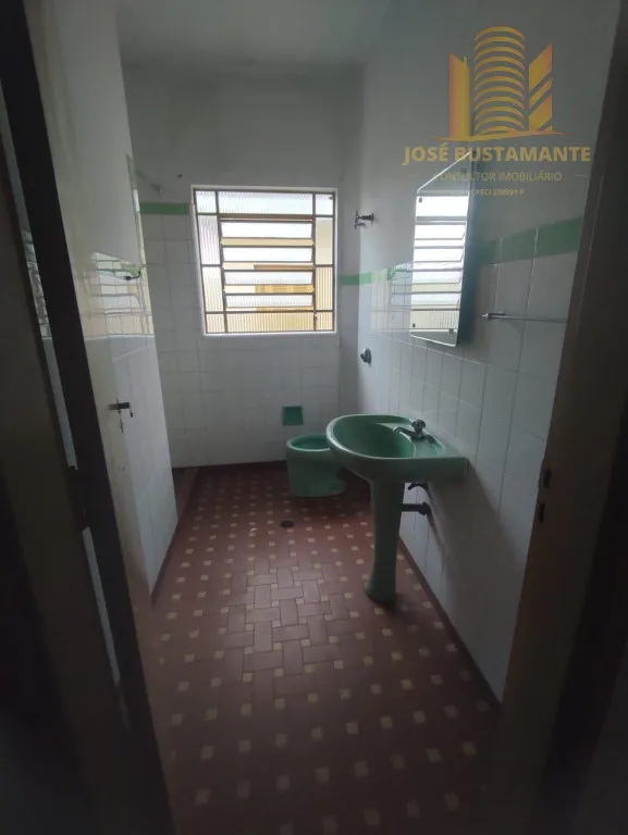 Imagem SOBRADO C/EDICULA