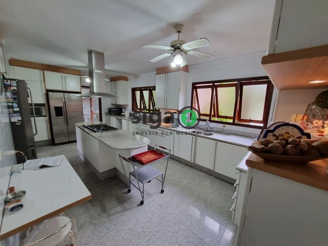 Imagem Casa a Venda em Condomínio Jardim Acapulco 5 quartos