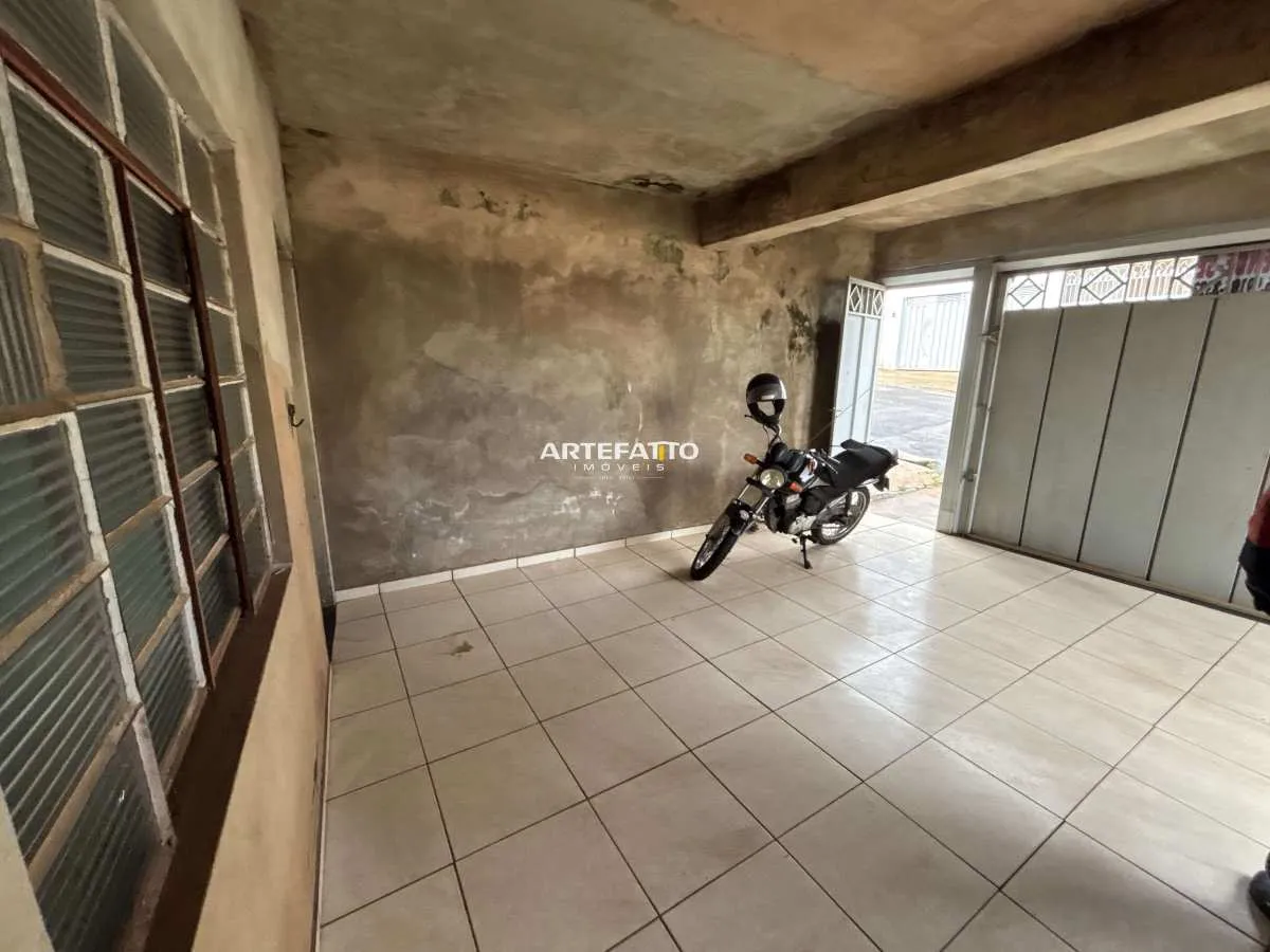 Imagem Casa à venda em Franca, Vila Nossa Senhora das Graças, com 2 quartos, 190m2