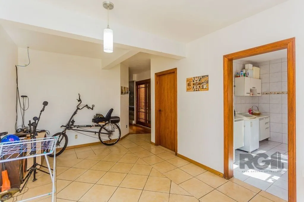Imagem Casa de 2 dormitórios no bairro Passo das Pedras