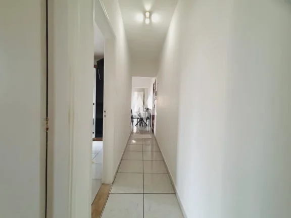 Imagem Apartamento á Venda - 2 dormitórios, 1 vaga de garagem - Marapé - Santos