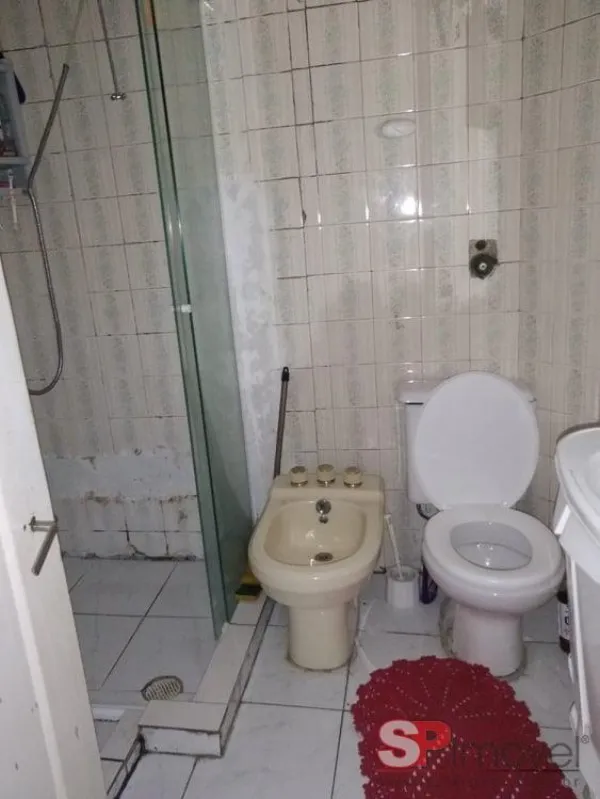 Imagem Casa à venda em São Paulo-SP, Cidade Vargas: 2 quartos, 2 banheiros, 3 vagas de garagem, 250m² de área!