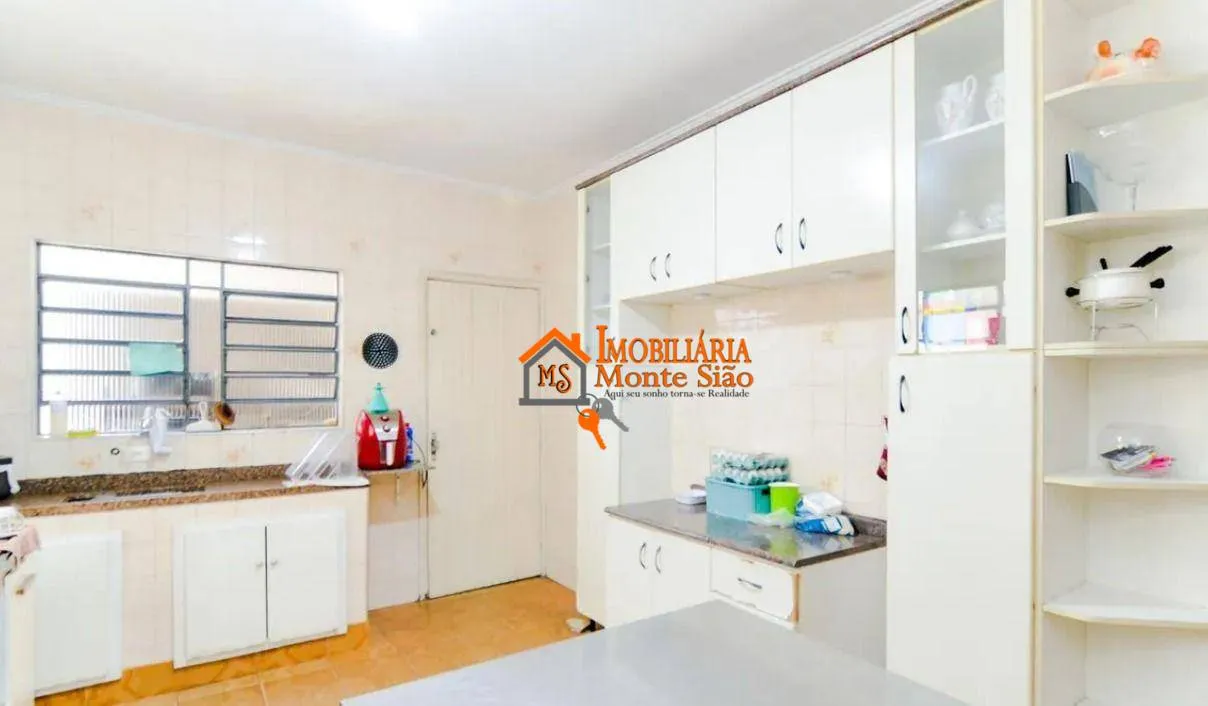 Imagem Sobrado com 3 dormitórios à venda, 170 m² por R$ 795.000,00 - Jardim Cocaia - Guarulhos/SP