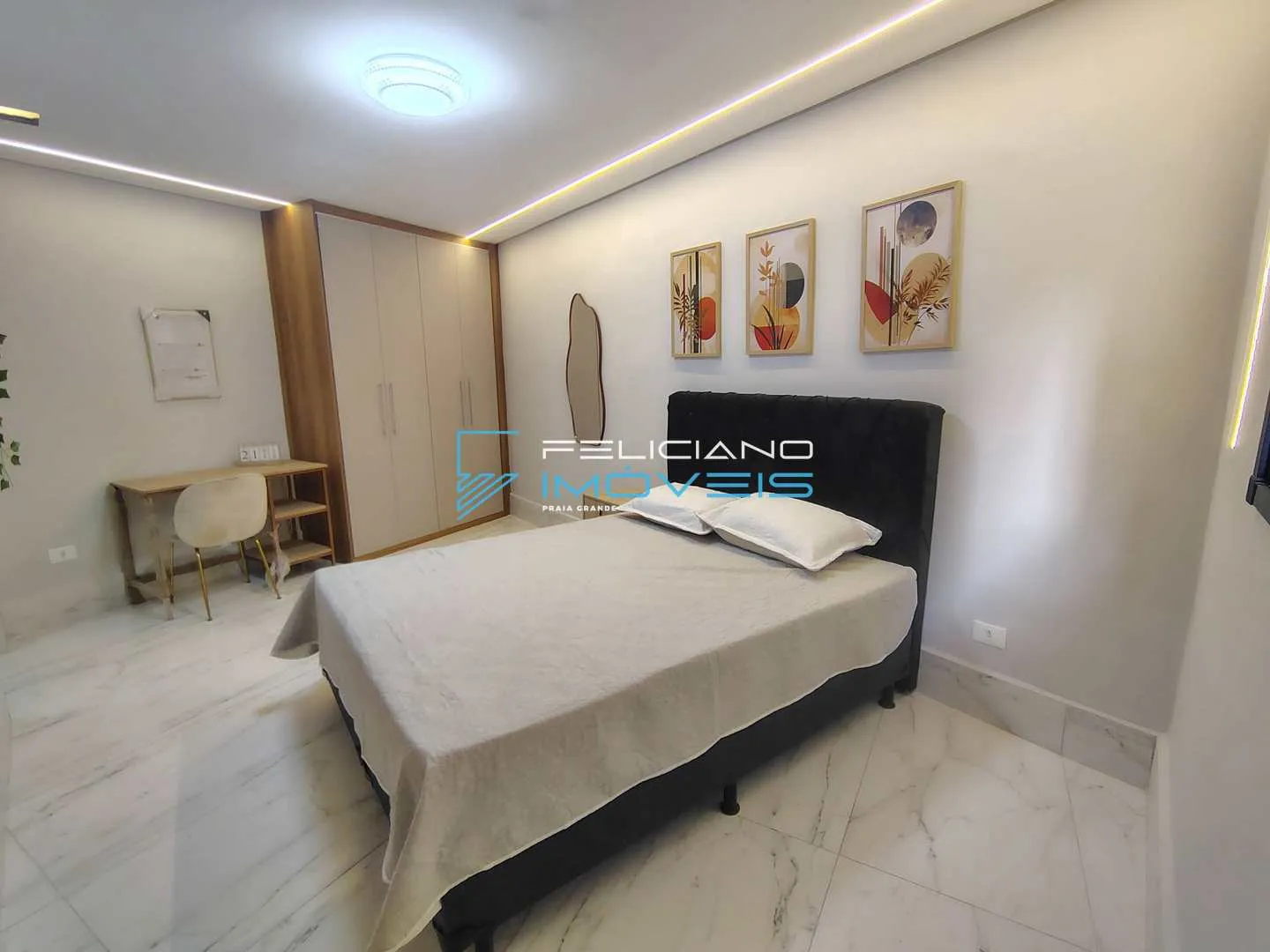 Imagem Casa com 3 quartos, Caiçara, Praia Grande - R$ 1.35 mi, Cod: 7244