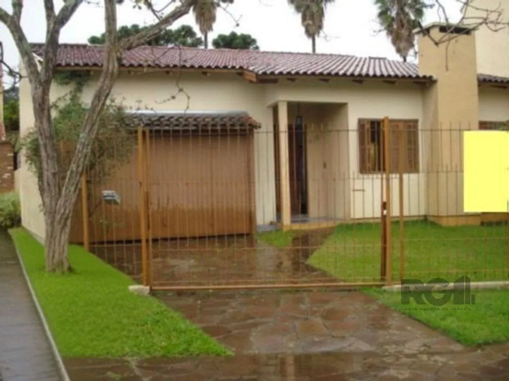 Imagem Casa 3 dorms à venda Rua Adão Pinheiro da Silva, Ipanema - Porto Alegre