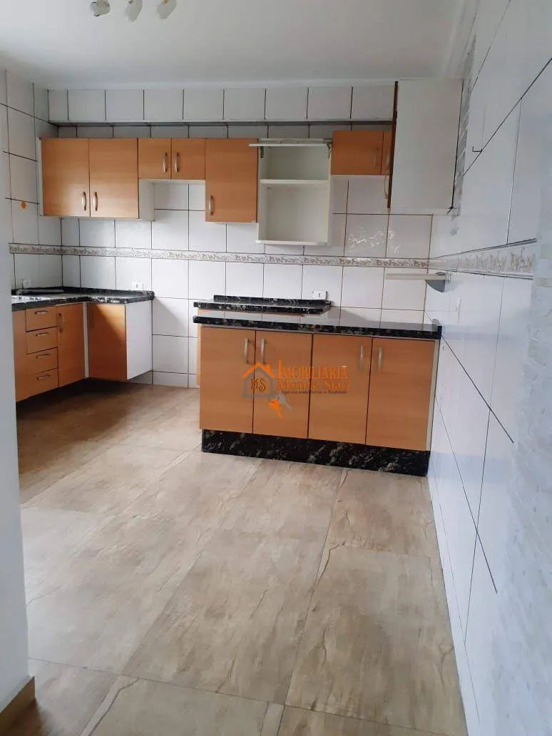 Imagem Sobrado com 6 dormitórios à venda, 250 m² por R$ 600.000,00 - Jardim São Paulo - Guarulhos/SP