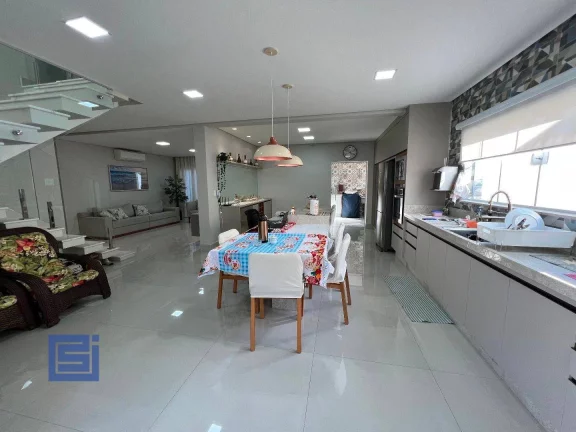 Imagem Casa com 3 dormitórios à venda, 255 m² por R$ 2.000.000,00 - Residencial dos Ipes - Socorro/SP