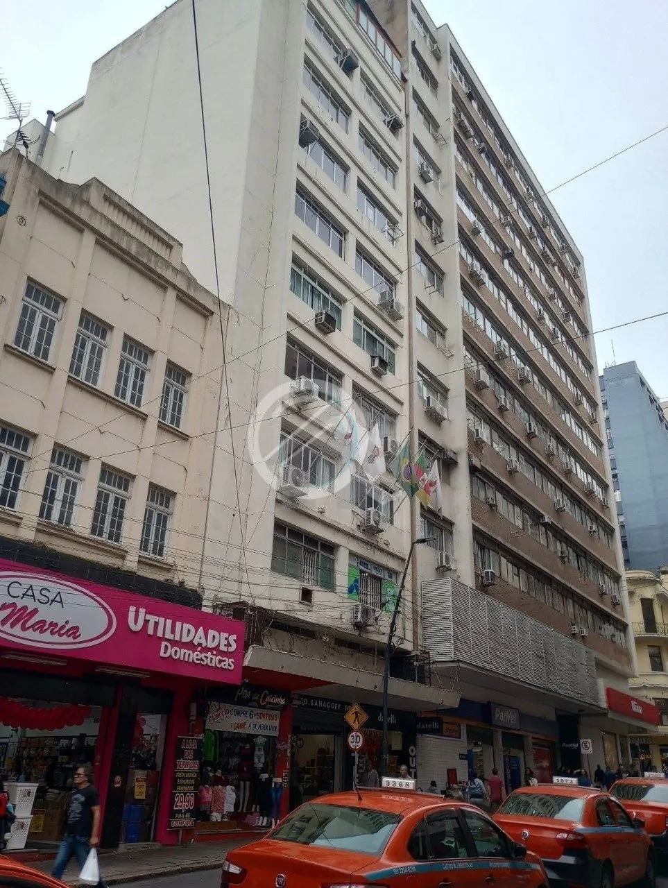 Imagem Vendo sala comercial de 80M², 2 banheiros, na Rua Dr Flores esquina Rua dos Andradas, excelente pon...