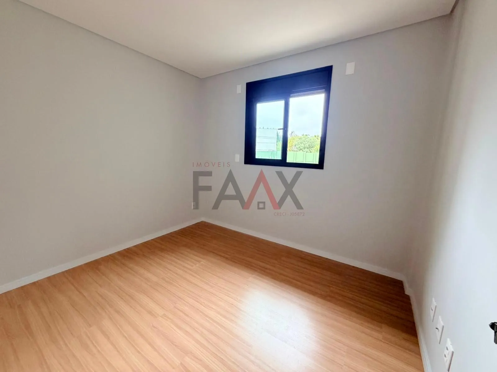 Imagem Apartamento à venda, BOQUEIRÃO - NÚCLEO SANTA CRUZ, GUARAPUAVA - PR