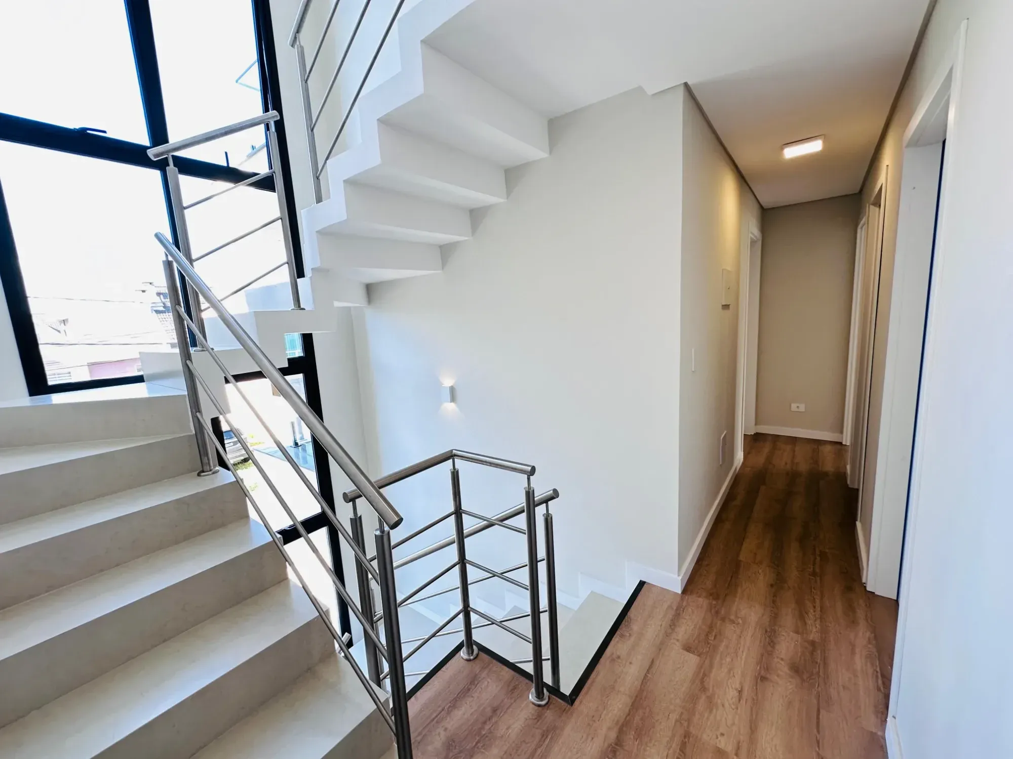 Imagem Casa com 3 Quartos à Venda, 187 m² em Cachoeira - Curitiba