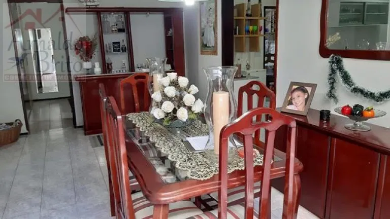 Casa com 4 Quartos à Venda, 188 m² em Jardim Das Oliveiras - Fortaleza
