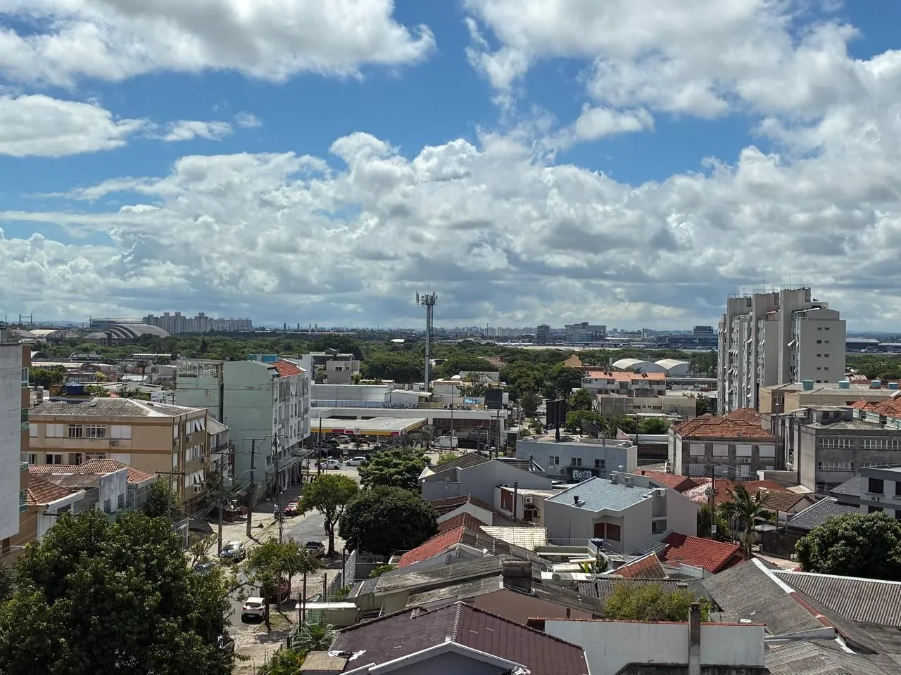 Imagem Vende-se apartamento com 2 quartos (1 suíte), 79m² e 2 vagas - Rua Eduardo chartier 190