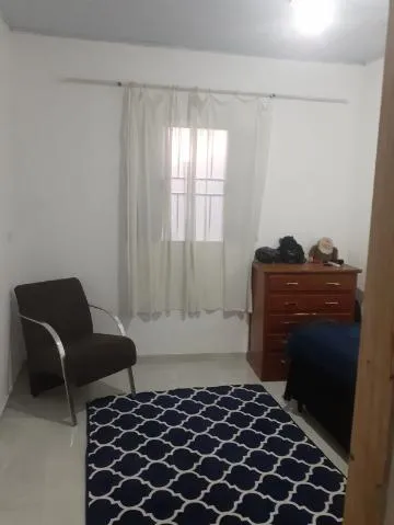 Imagem VENDA DE CASA NO JARDIM NICEA, EM ITAQUECETUBA/SP, OPORTUNIDADE 110m² com 2 quartos, sala de estar, varanda e garagem coberta. CONSULTE-NOS.