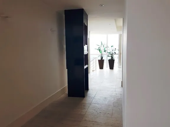 Imagem Cobertura com 5 Quartos à Venda, 680 m² em Icaraí - Niterói
