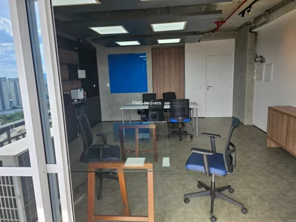 Imagem Conjunto Comercial à Venda em São Paulo-SP na Água Branca: 1 sala, 1 vaga, 47m²!