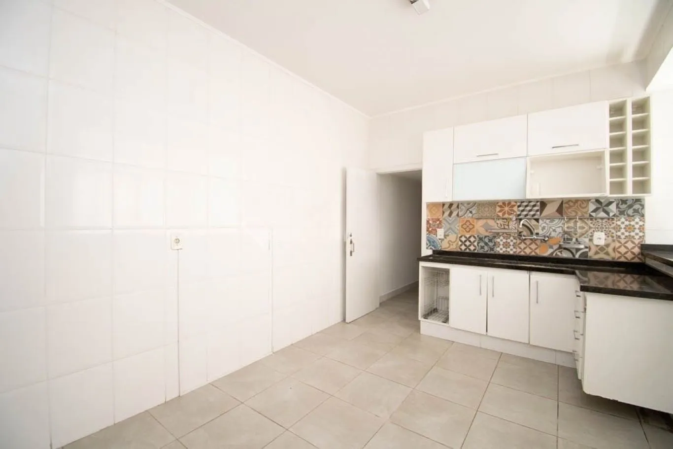 Imagem Apartamento de 3 dormitórios à venda no Bairro Centro Histórico, Porto Alegre.