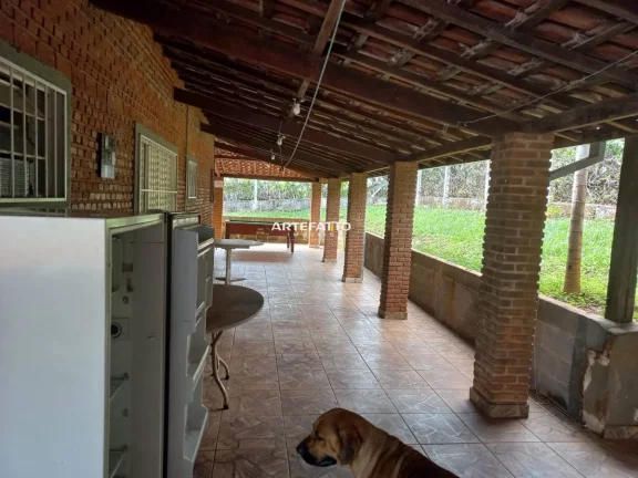 Imagem Chácara à venda em Franca, Centro, com 8 quartos, 521m2