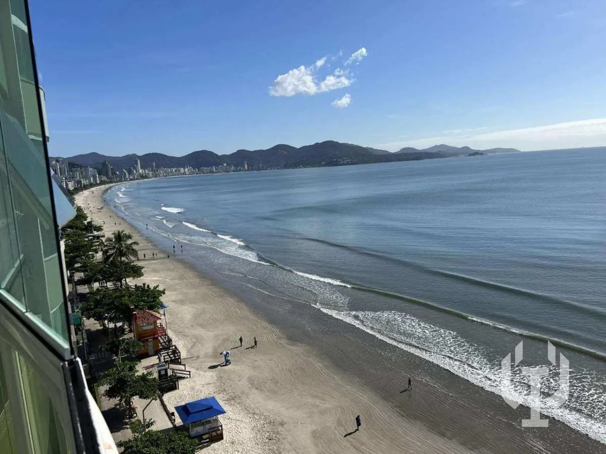 Imagem Apartamento à venda, no PALAZZO DEL MARE em Itapema, Meia Praia, com 4 quartos, 240m2