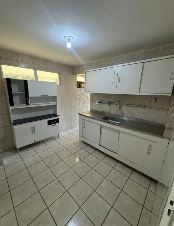 Imagem Apartamento amplo em Manaíra, com 4 quartos, suíte, dependência, 2 vagas, elevador e localização privilegiada perto da praia.