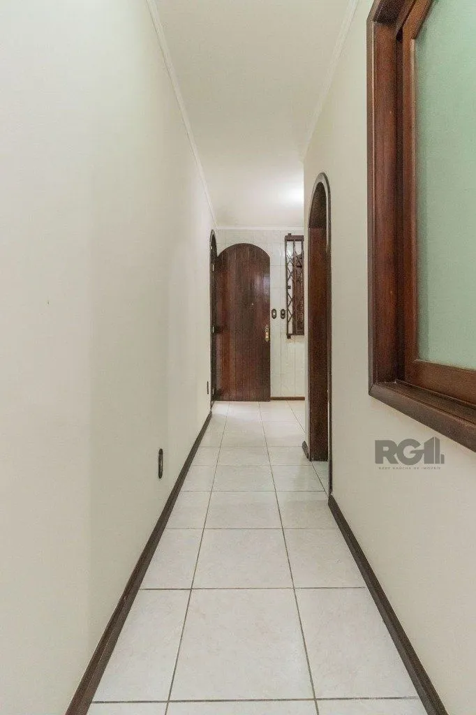 Imagem Casa com 287m², 5 dormitórios, piscina, 4 vagas no bairro Jardim Itu