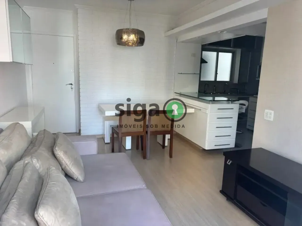 Imagem Apartamento mobiliado no coração do Itaim - 50 m², 1 dormitório, 1 vaga - São Paulo/SP
