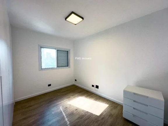 Imagem Vende-se Cobertura na Vila Andrade, com 3 Quartos sendo 1 Suíte, 4 Banheiros, 3 Vagas.