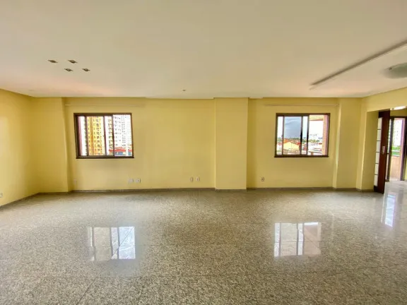Imagem Apartamento com 3 Quartos à Venda, 243 m² em Cremação - Belém