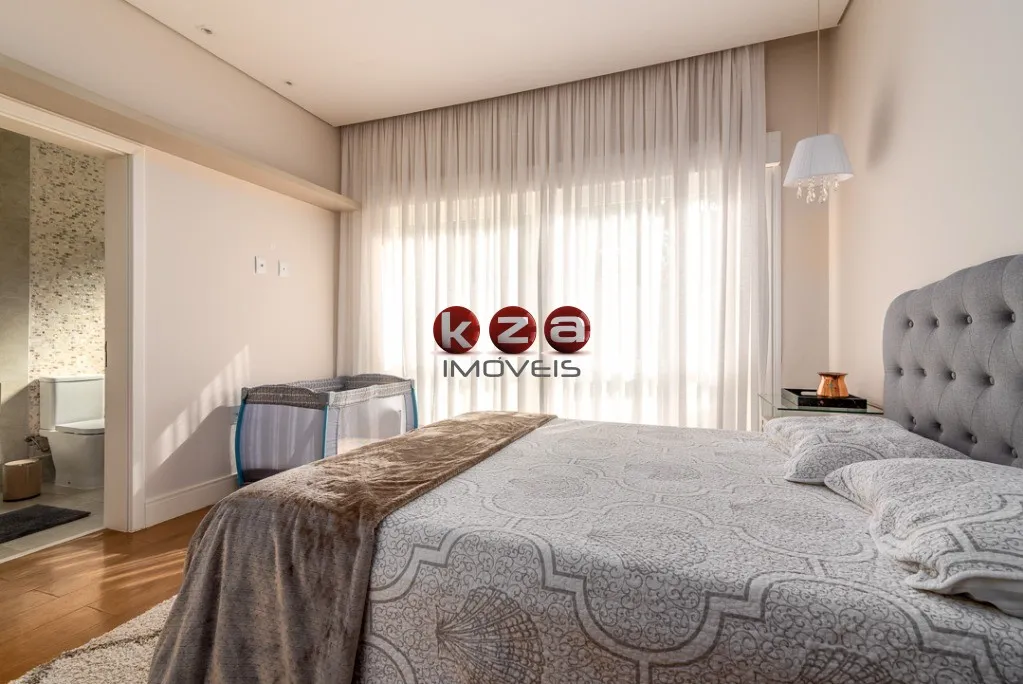 Imagem Magnífica mansão de luxo à venda em no Condomínio Fazenda Vila Real emItu-SP, 6 suítes, amplo gourmet com piscina, 8 vagas de garagem, 1.200m².