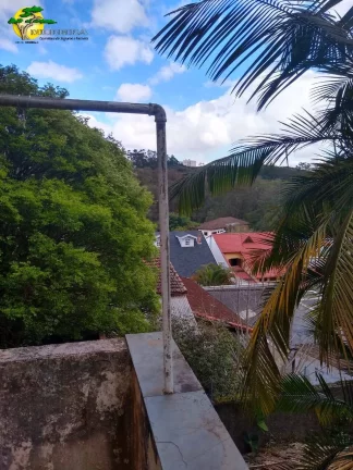 Imagem SOBRADO EM FRENTE A MATA DO HORTO FLORESTAL