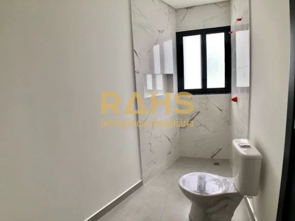 Imagem Sobrado Alto padrão a venda com 160,87 m² de área construída, 1 suíte e 2 quartos a venda no me...