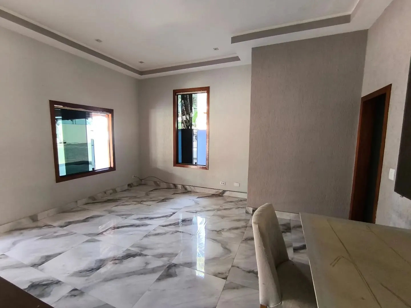 Imagem Casa 3/4 Com Suite Completa Em Aramrios Com Suite Ampliada No Belle Vue