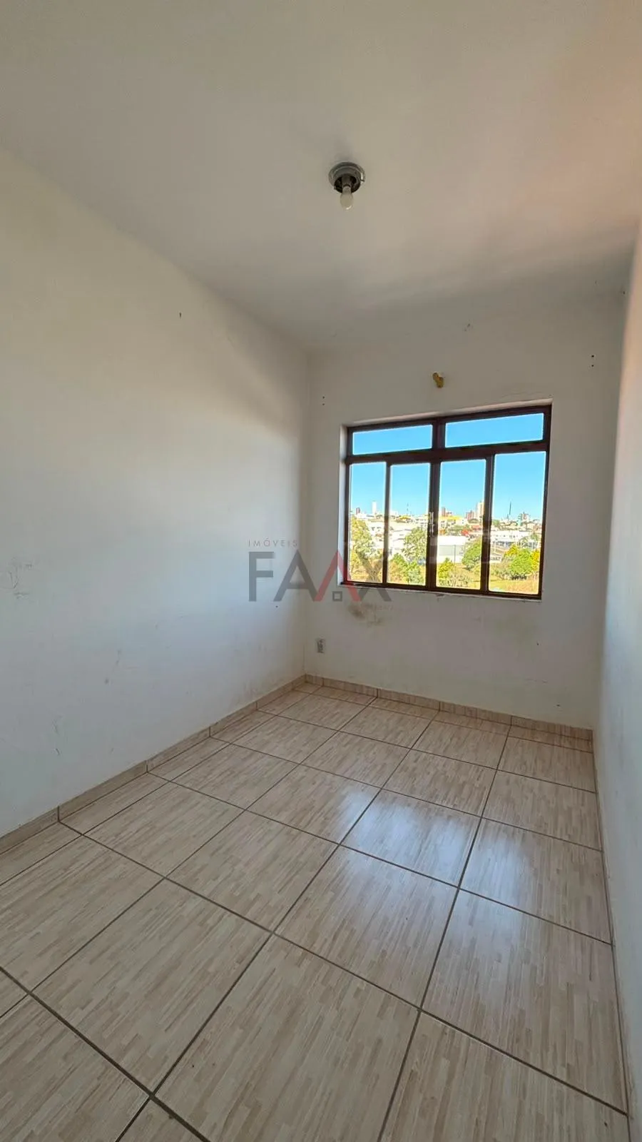 Imagem Apartamento com 4 dormitórios para locação, BONSUCESSO, GUARAPUAVA - PR