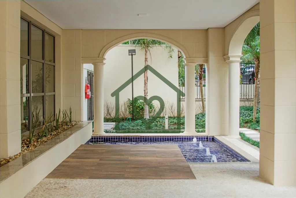 Imagem Empreendimento com 32 apartamentos, sendo 4 por andar, e 2 boxes com depósito por apartamento. Áre...