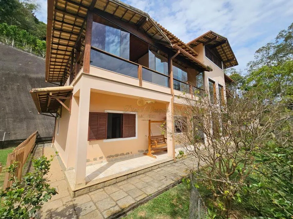 Imagem Casa em Condomínio para Venda em Teresópolis / RJ no bairro Posse