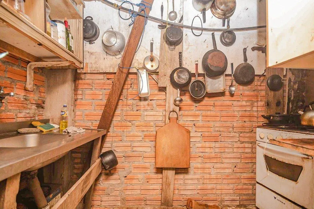 Imagem Predio para Venda - 74m², 0 dormitórios, Partenon